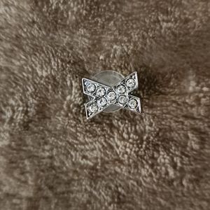 💥 5/$15 Croc Charm